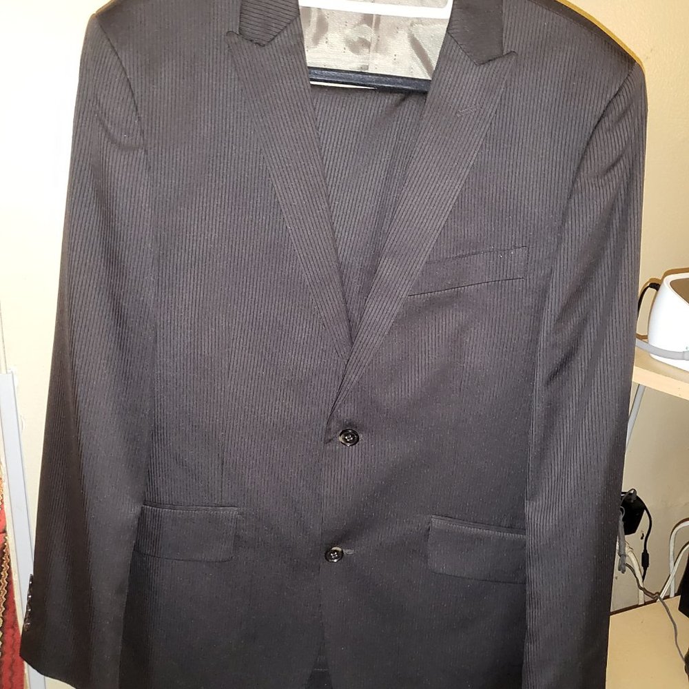 ANGELO ROSSI MEN'S CHARCOAL 2 PC. SLIM FIT SUIT